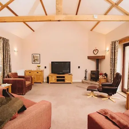 Watson Hot Tub Brampton (Cumbria)